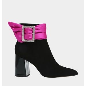 Betsy Johnson Millburn boots